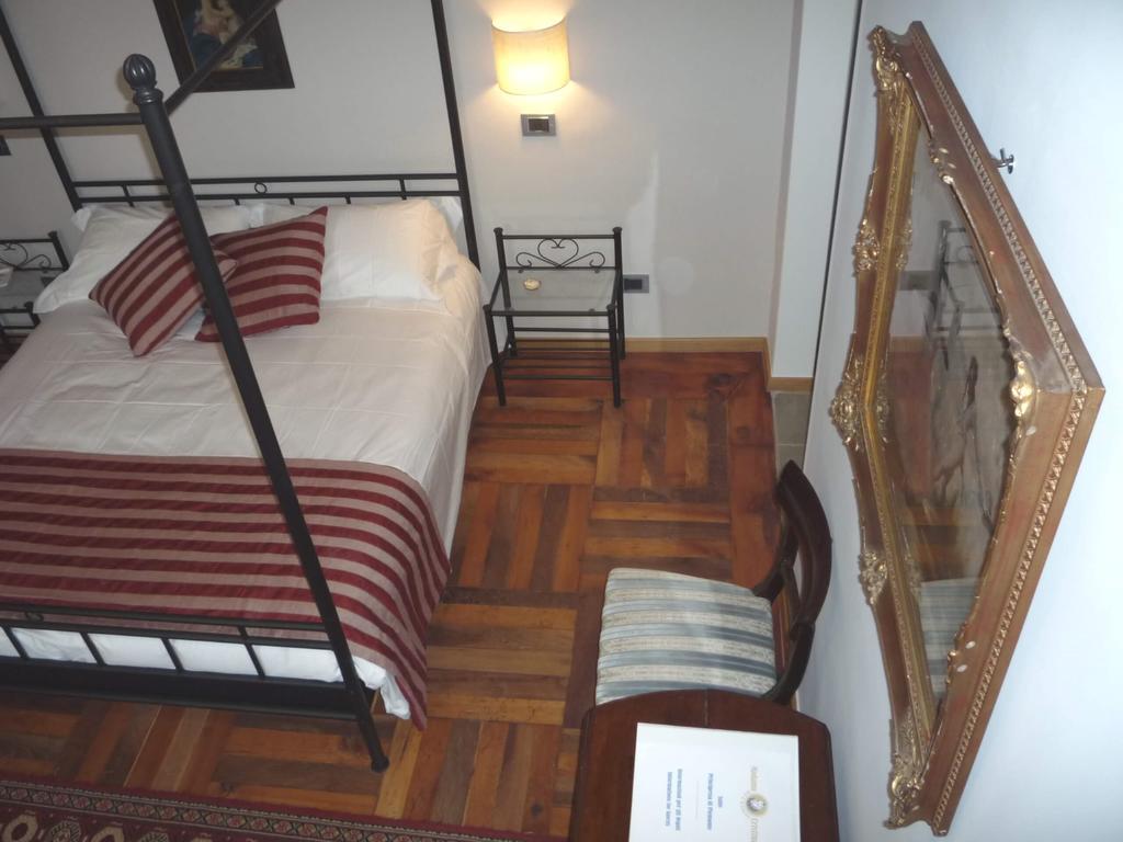 تورينو Madama Cristina Bed & Breakfast الغرفة الصورة